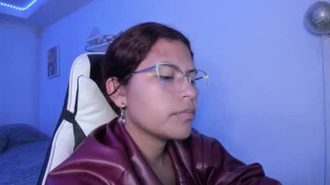  Lady  online show from October 2, 3:00 am