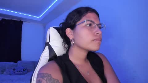  Lady  online show from January 30, 3:11 am