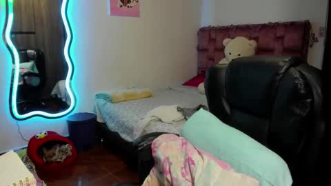 leidy daniela online show from March 10, 12:03 am