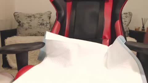 Julia online show from October 3, 1:38 pm