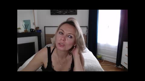 ladysexyx online show from March 11, 2:09 pm