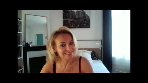 ladysexyx online show from September 30, 3:28 pm