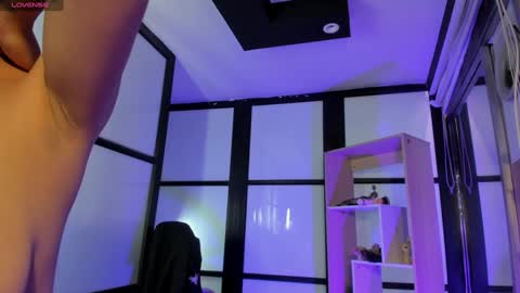 Lady  online show from January 23, 3:48 am