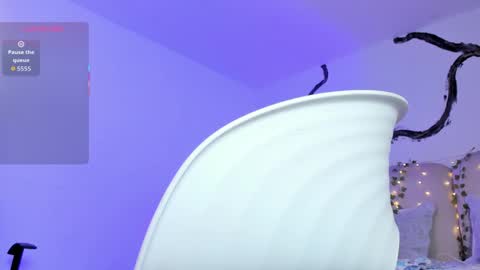 Lady  online show from September 27, 5:58 am