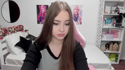 Kira online show from December 2, 11:05 pm