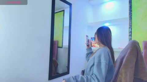 Lala clark online show from October 6, 12:00 pm