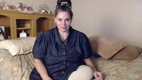 Naomi Rose online show from October 17, 5:21 am