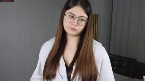 Lilium like a flower online show from November 15, 4:41 pm