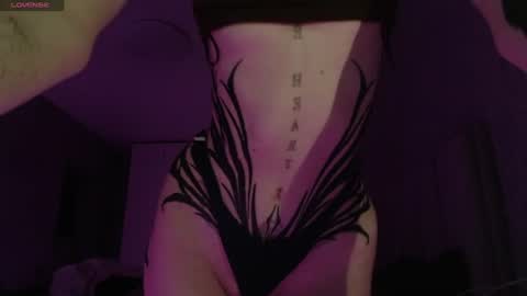 Mia online show from July 29, 5:35 pm