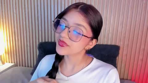 ... .          . ... online show from October 18, 2:31 pm