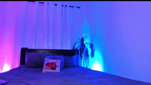 emma online show from February 9, 11:36 am