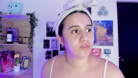 lanaherondale_ online show from October 5, 8:58 pm