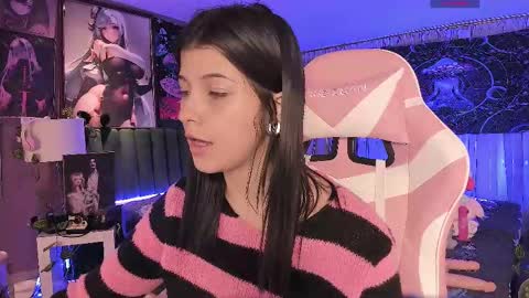 L A N A  online show from February 9, 7:38 am