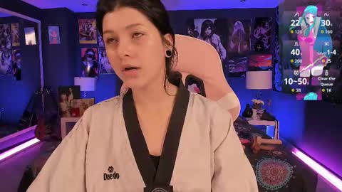 L A N A  online show from November 25, 11:34 am