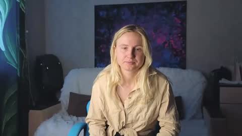 LanaviSmith online show from November 28, 7:00 am