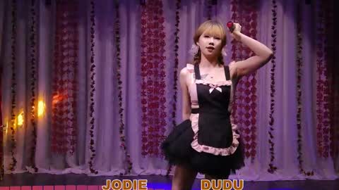 lankwaifong_cindy online show from March 22, 12:22 pm