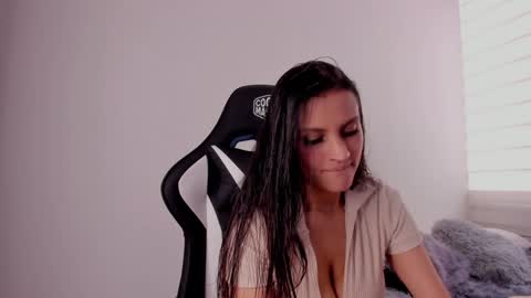 lanna_as online show from February 7, 6:02 pm