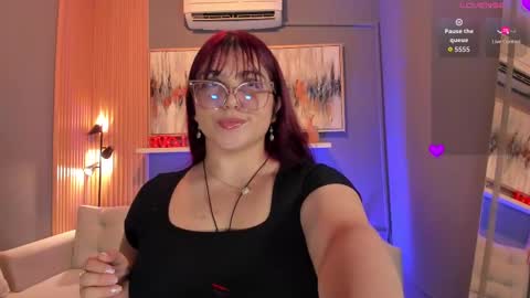 Tiana online show from November 18, 7:48 pm