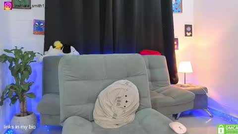 Lara  online show from March 18, 1:54 am