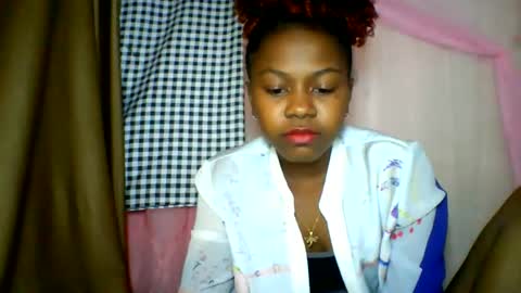 lara_belle online show from May 30, 4:54 am