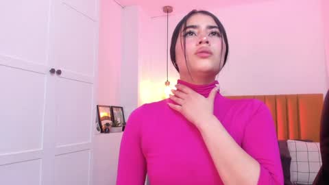 Lara Madisson online show from December 5, 11:40 pm