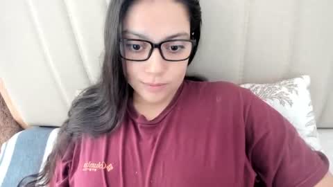 lara online show from November 16, 2:28 pm