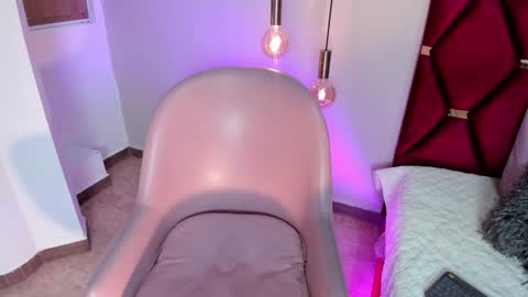  Lara Gold  online show from December 21, 10:40 pm