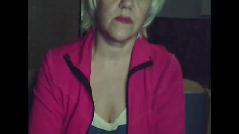 larisaq4ugo24 online show from October 10, 3:28 pm