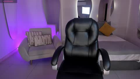 Larisa Smirnov online show from November 29, 6:06 am