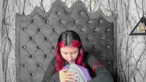  Lari online show from February 8, 3:52 am