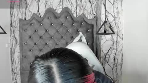  Lari online show from February 25, 2:58 am