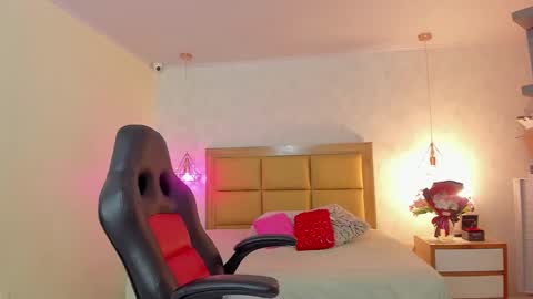  MIA  online show from February 24, 12:26 pm