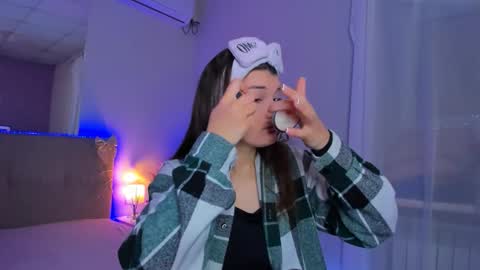 Laura online show from March 5, 6:20 am