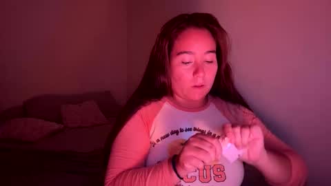 laura online show from April 4, 1:37 am