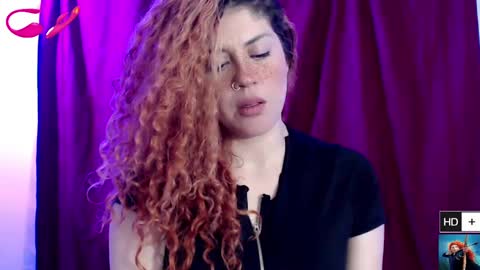 weedcam Curly Laura OF    online show from January 31, 11:35 pm