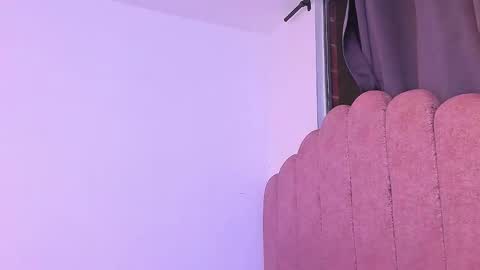 LAURA SOE online show from March 18, 1:54 am