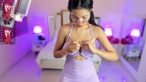 Laura MartinGMT-5 2200-0600 online show from March 5, 12:49 am