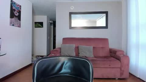 Laura online show from October 8, 11:14 am