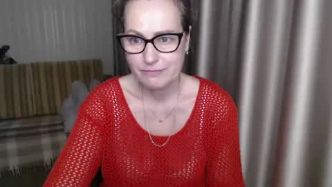 Lauraoven1 online show from January 26, 6:16 pm