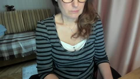 Lauraoven1 online show from March 23, 3:07 pm