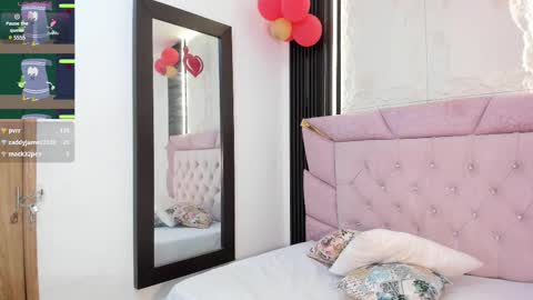 Laurem online show from February 19, 7:16 pm