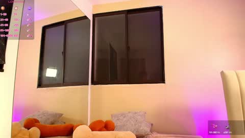    1      online show from December 7, 12:08 am