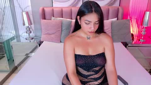 Lauren  online show from May 19, 12:17 am