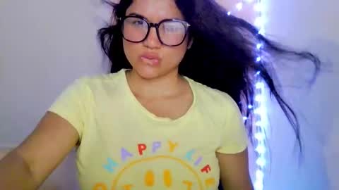 onlyfan laureng7 - 7 laureng2 online show from October 17, 5:49 pm