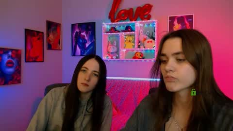 Laure online show from March 23, 3:40 pm