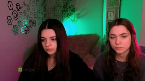 Laure online show from February 2, 11:31 am