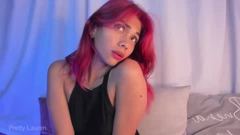 laurenn__1 online show from February 14, 2:13 am