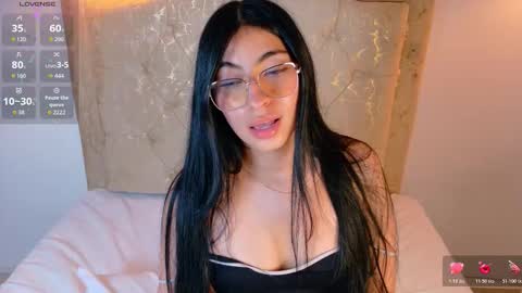 laurenn_smitth online show from February 27, 5:24 pm