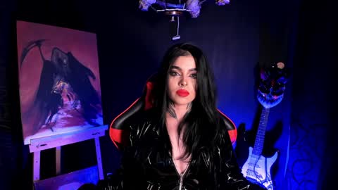  LAUREN INDEPENDENT MODEL HELP ME REACH 100 LIKES PLS  online show from February 1, 11:06 pm