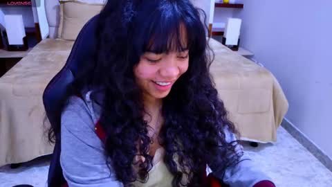 laurent online show from October 3, 3:44 am